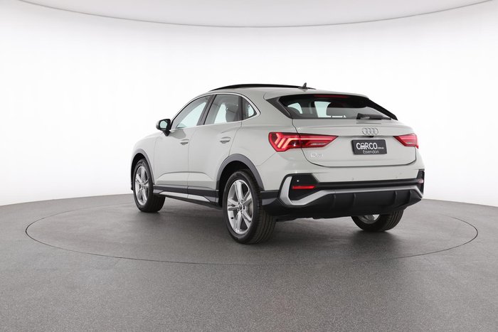 2023 Audi Q3 35 TFSI S line