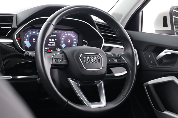 2023 Audi Q3 35 TFSI S line