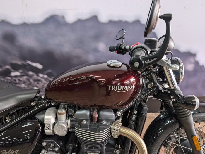 2018 Triumph BONNEVILLE BOBBER BRONZE