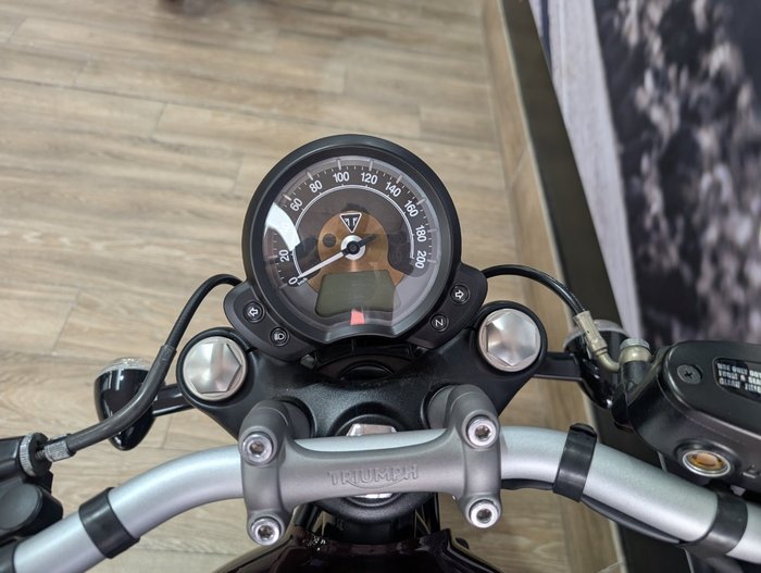 2018 Triumph BONNEVILLE BOBBER BRONZE