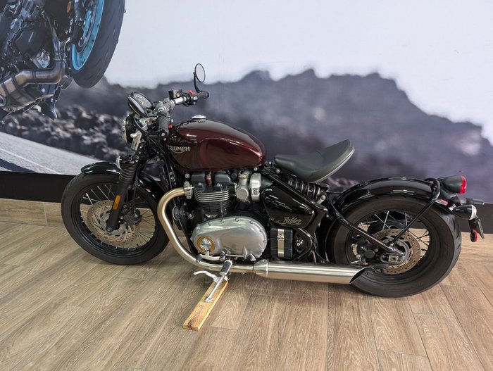 2018 Triumph BONNEVILLE BOBBER BRONZE