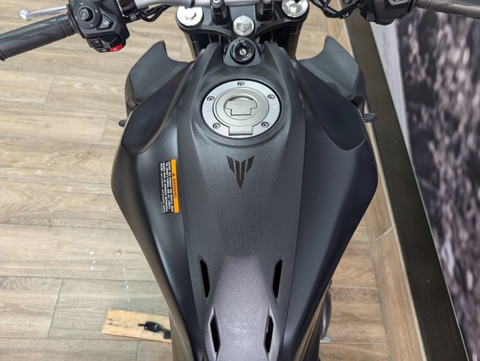 2025 Yamaha MT-07 LA (ABS) Black