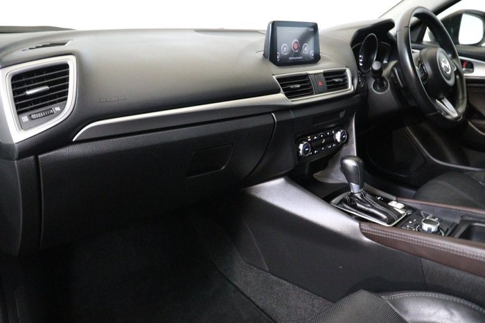 2018 Mazda 3 Touring