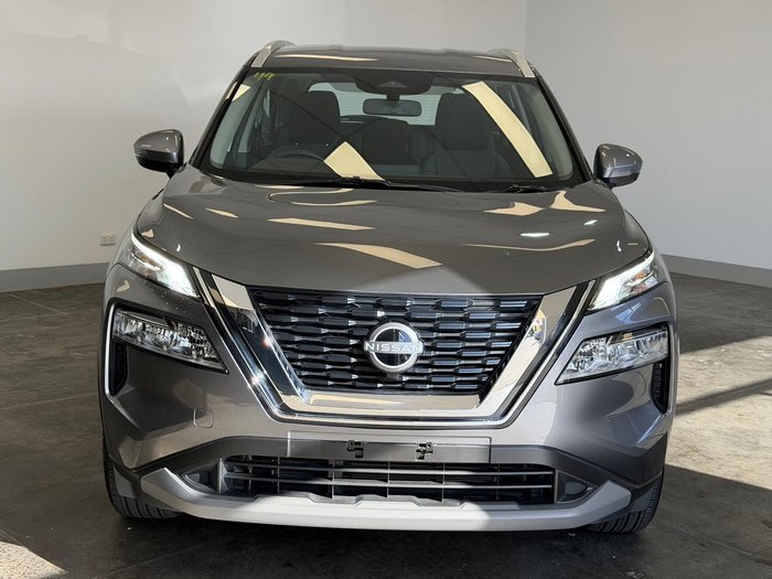 2025 Nissan X-TRAIL ST