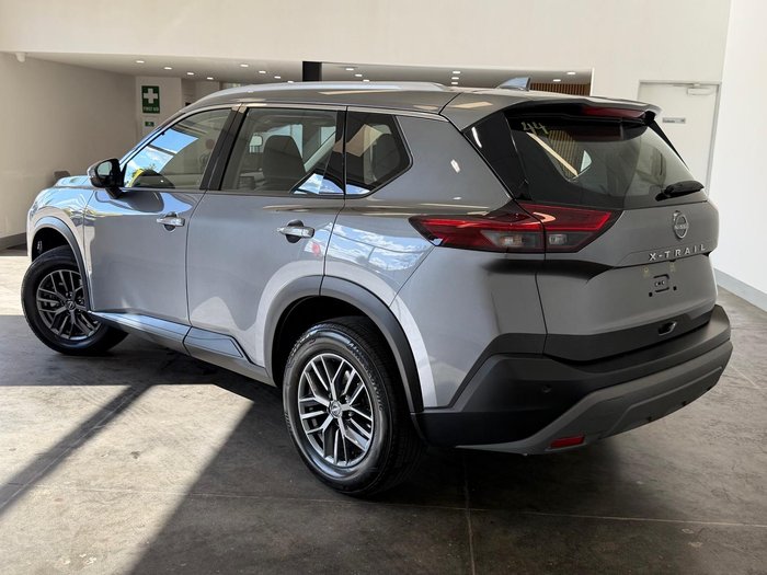 2025 Nissan X-TRAIL ST