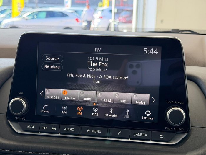 2025 Nissan X-TRAIL ST