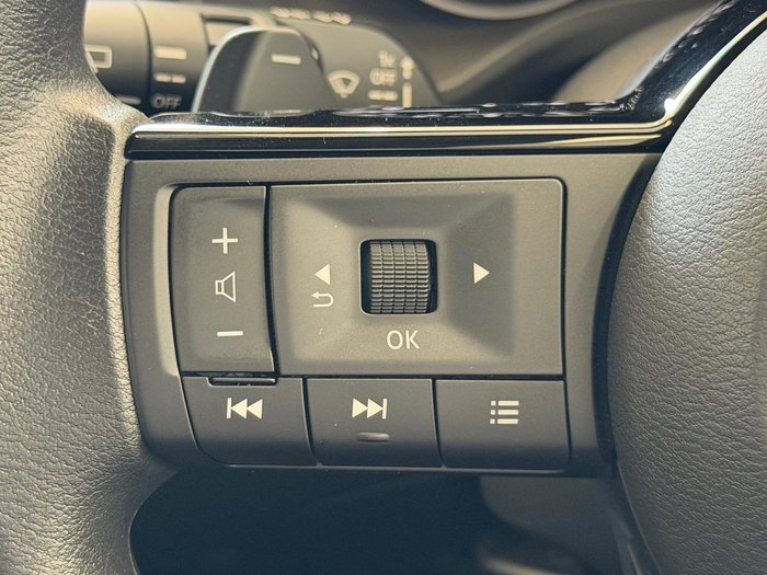 2025 Nissan X-TRAIL ST