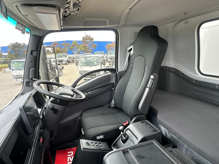 2025 Isuzu F Series 170-260