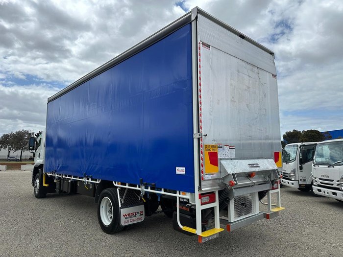 2025 Isuzu F Series 170-260