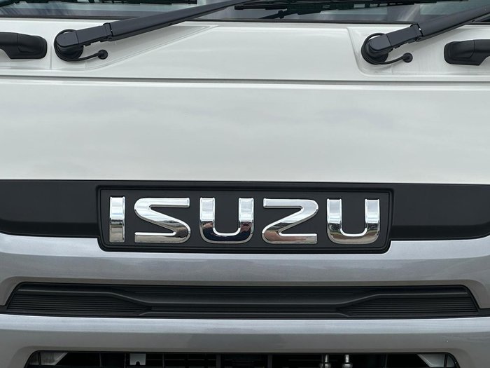 2025 Isuzu F Series 170-260