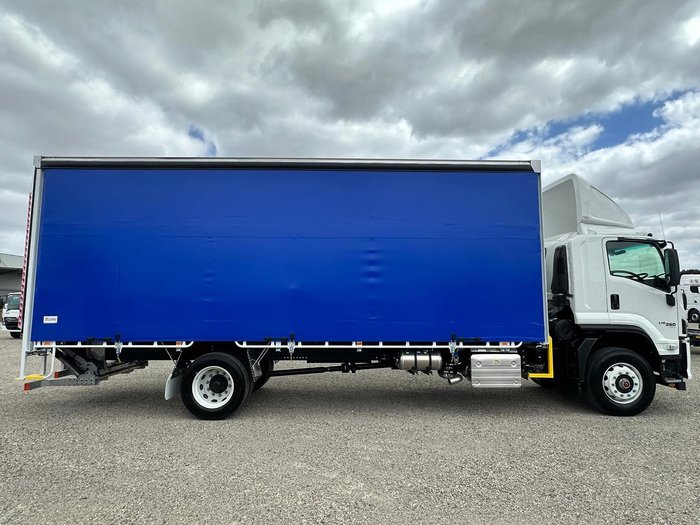 2025 Isuzu F Series 170-260