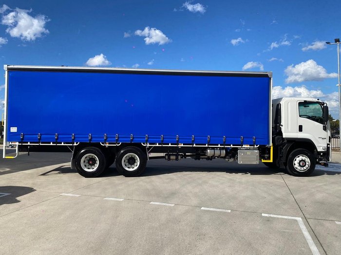 2025 Isuzu F Series 260-300