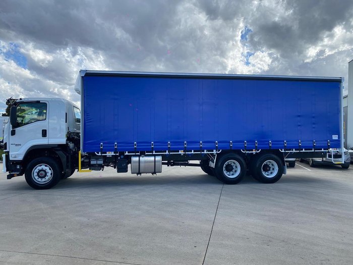 2025 Isuzu F Series 260-300