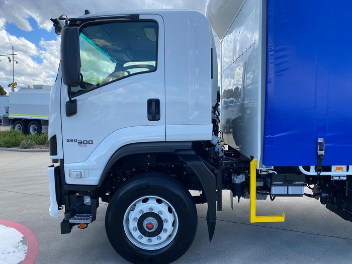 2025 Isuzu F Series