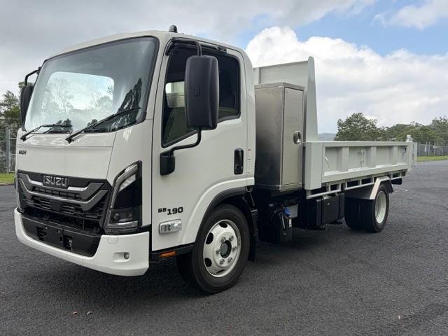 2025 Isuzu Nqr 88/80-190 Am D38