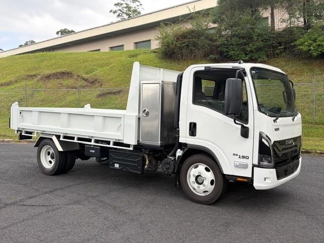 2025 Isuzu Nqr 88/80-190 Am D38