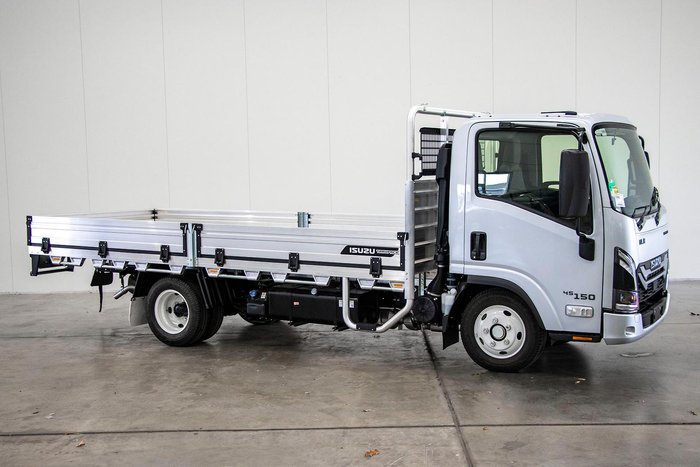 2026 Isuzu Nlr 45-150 Dt Med Tray Pack