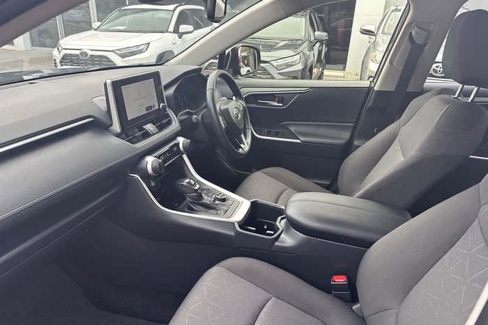 2023 Toyota RAV4 GXL