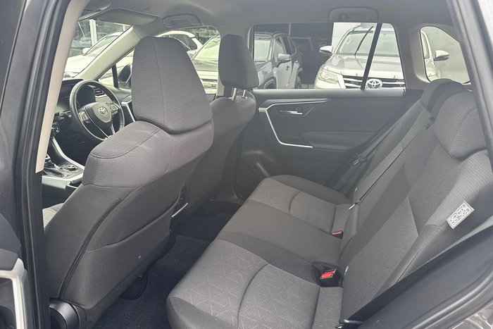 2023 Toyota RAV4 GXL