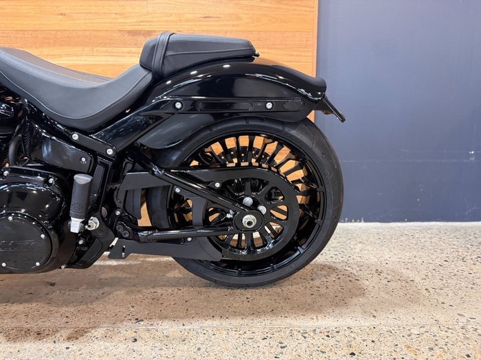 2023 Harley-davidson FXBR BREAKOUT (117) Black