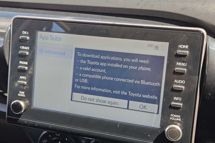 2023 Toyota Hilux SR