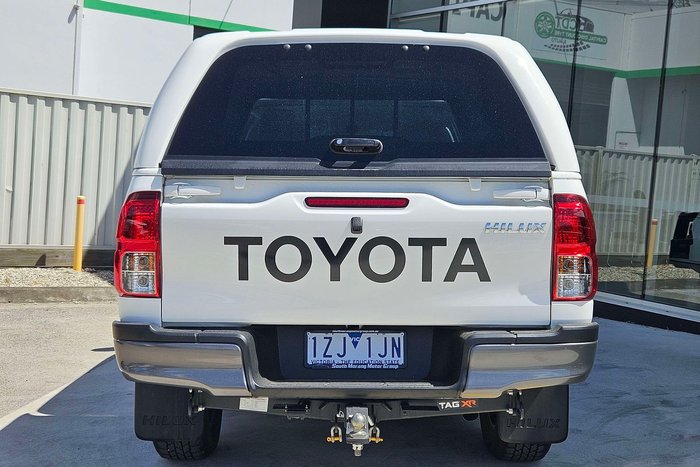 2023 Toyota Hilux SR