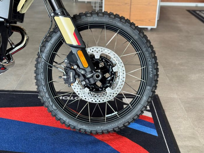 2025 BMW Motorrad R 12 G/S Enduro R 12