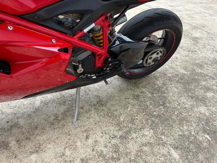 2008 DUCATI 848 Red