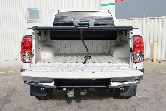 2020 Toyota Hilux SR5