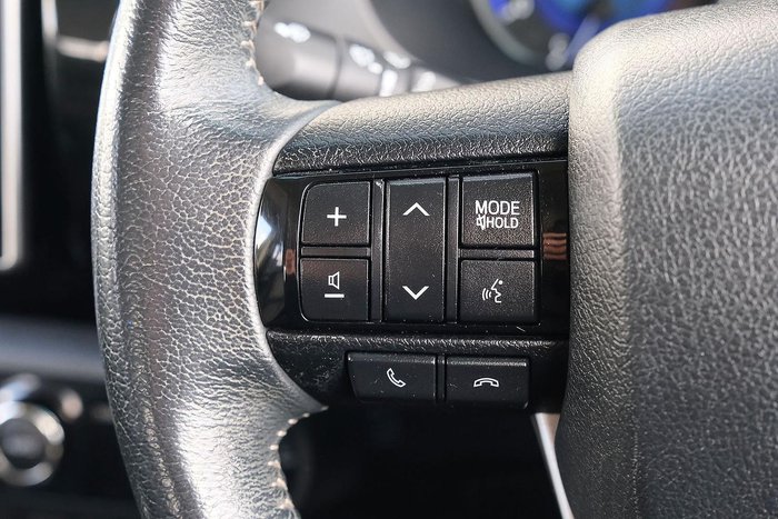 2020 Toyota Hilux SR5