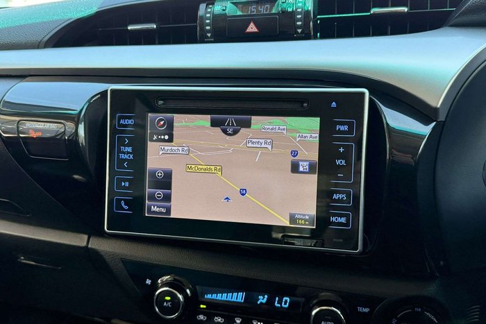 2020 Toyota Hilux SR5