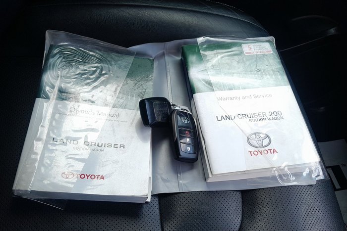 2019 Toyota Landcruiser VX