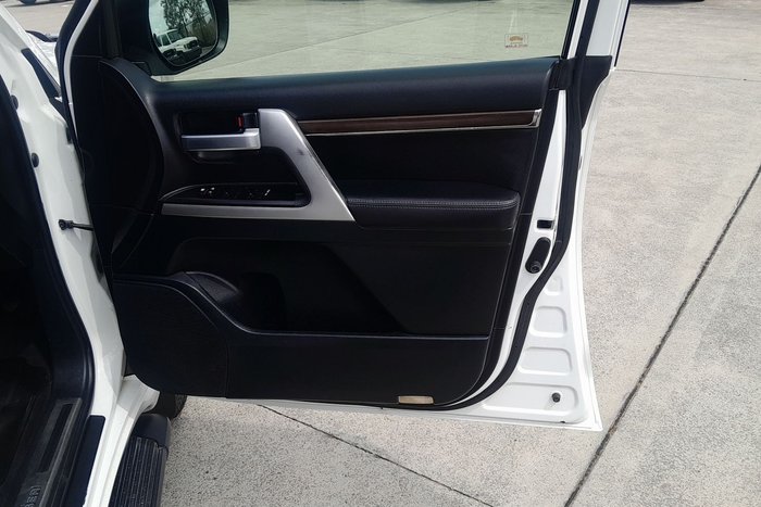 2019 Toyota Landcruiser VX