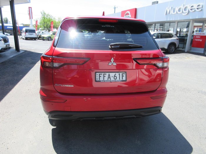 2023 Mitsubishi Outlander ES