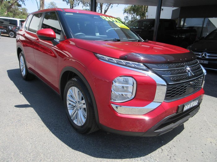 2023 Mitsubishi Outlander ES