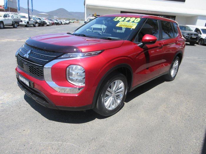 2023 Mitsubishi Outlander ES