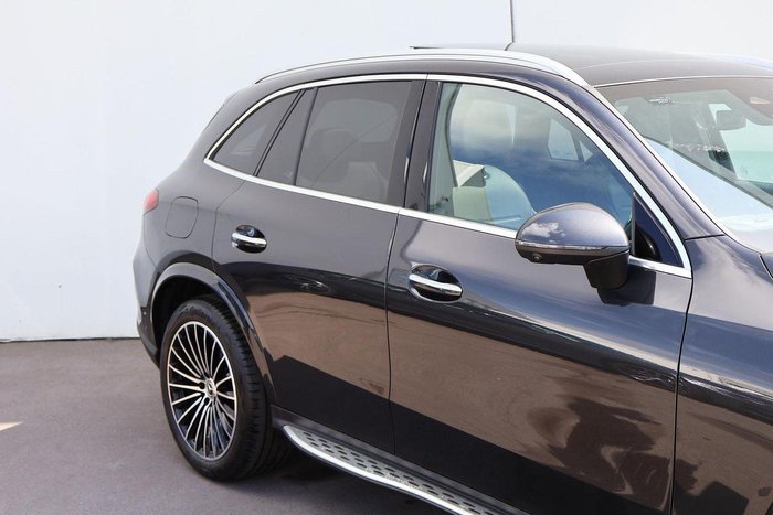 2024 Mercedes-Benz GLC-Class GLC300