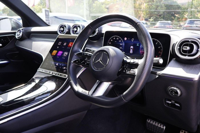 2024 Mercedes-Benz GLC-Class GLC300