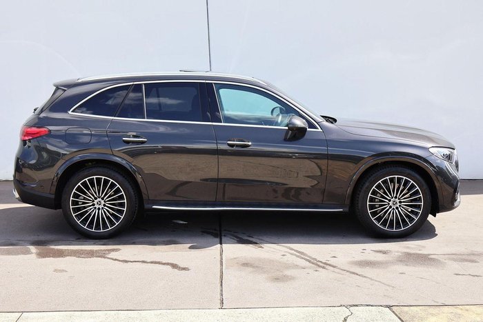 2024 Mercedes-Benz GLC-Class GLC300