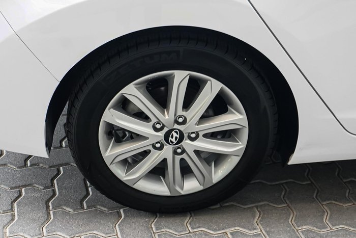 2014 Hyundai Elantra Trophy