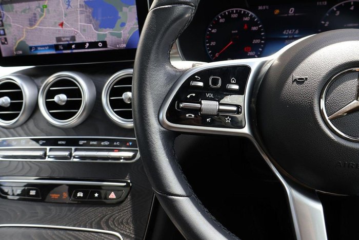 2021 Mercedes-Benz GLC-Class GLC300