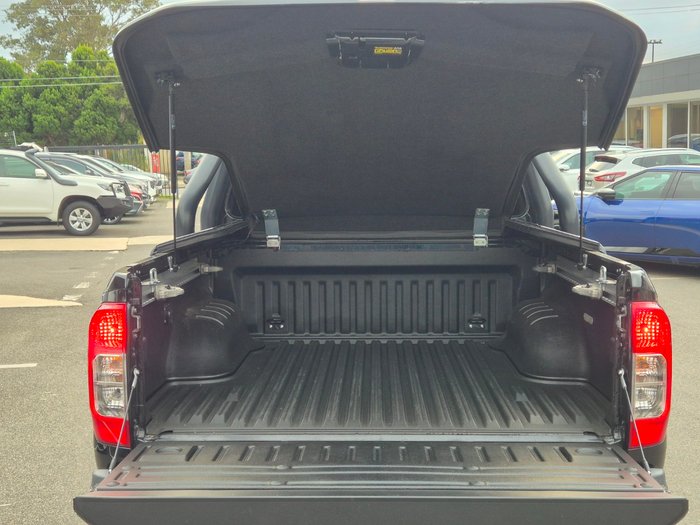 2019 Nissan Navara N-TREK