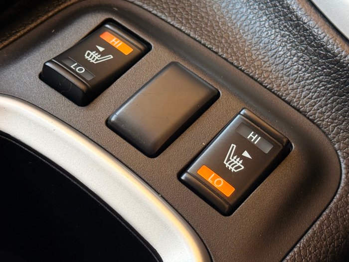 2019 Nissan Navara N-TREK