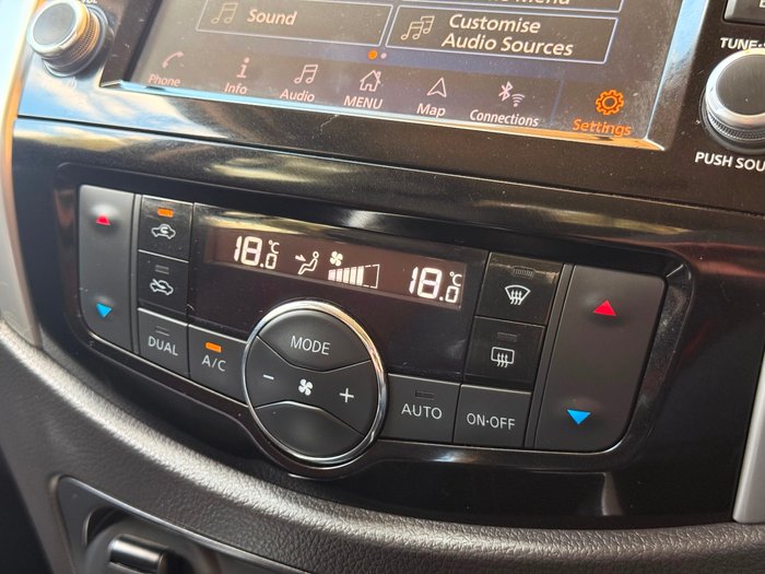 2019 Nissan Navara N-TREK