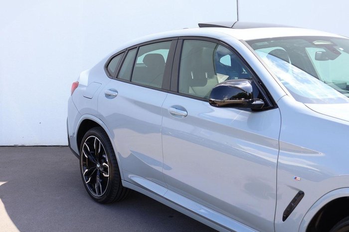 2022 BMW X4 M40i