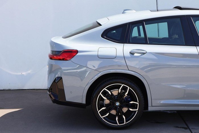 2022 BMW X4 M40i