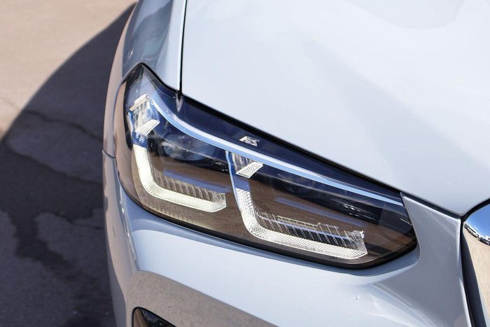 2022 BMW X4 M40i