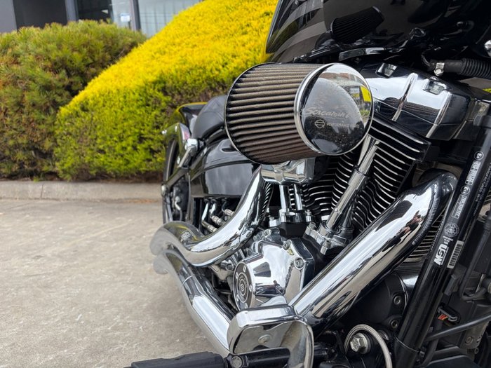 2016 HARLEY-DAVIDSON FXSB SOFTAIL BREAKOUT