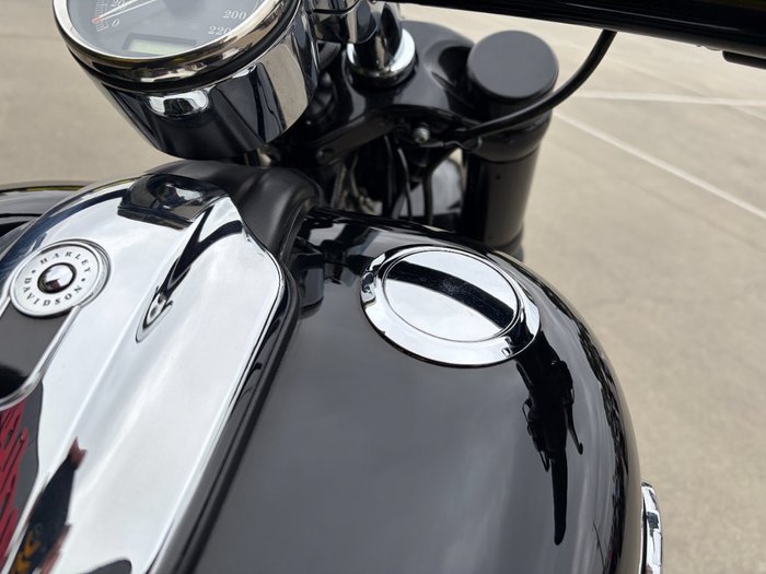 2016 HARLEY-DAVIDSON FXSB SOFTAIL BREAKOUT