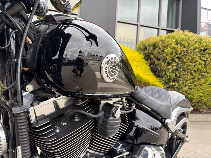 2016 HARLEY-DAVIDSON FXSB SOFTAIL BREAKOUT